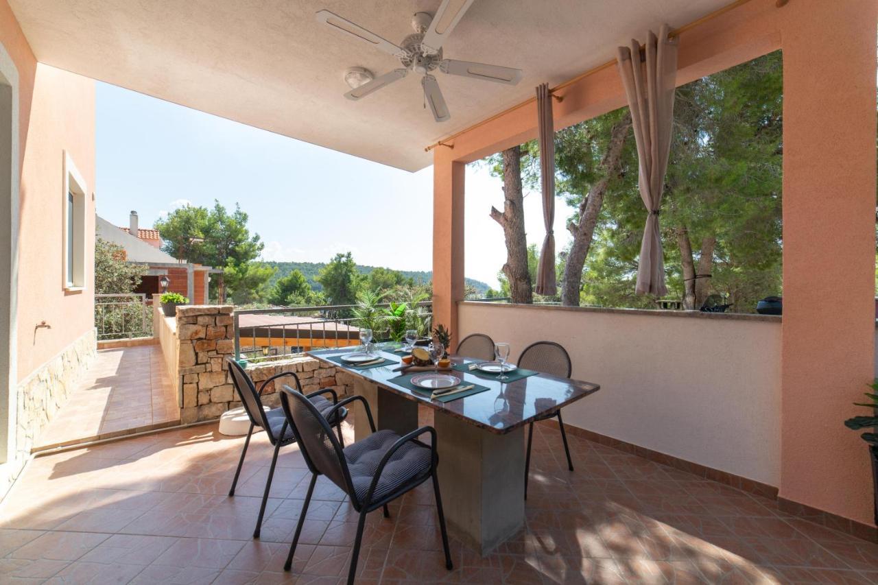 House Anka Villa Milna  Exterior foto